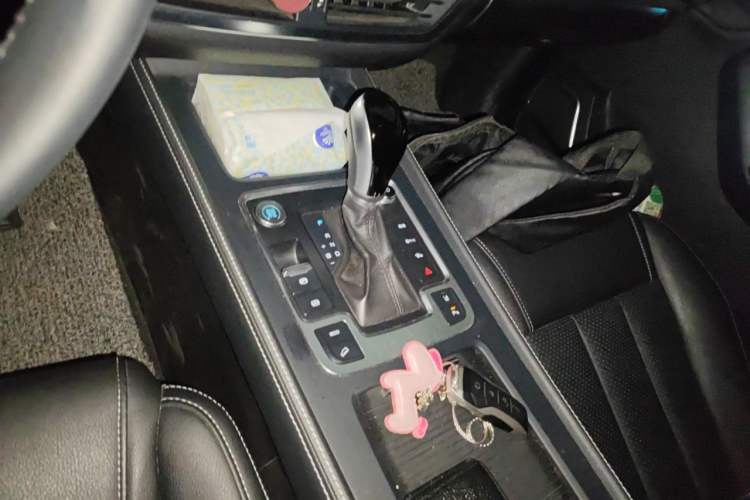 Used BYD Tang 2018 2.0T Automatic SmartConnect Prestige 7-Seater China V Standard Gear Lever
