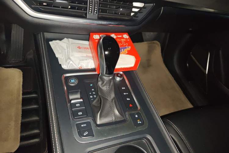 Used BYD Tang 2018 2.0T Automatic SmartConnect Prestige 7-Seater China V Standard Gear Lever