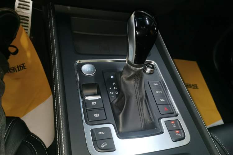 Used BYD Tang 2018 2.0T Automatic SmartConnect Prestige 7-Seater China V Standard Gear Lever