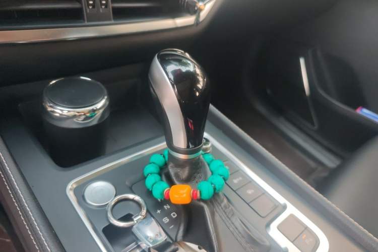 Used BYD Tang 2018 2.0T Automatic Smart Connect Prestige 7-Seater China V Standard Gear Lever