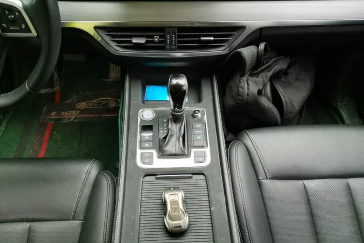 Used BYD Tang 2018 2.0T Automatic SmartConnect Luxury Edition 5 Seats China V Standard Gear Lever