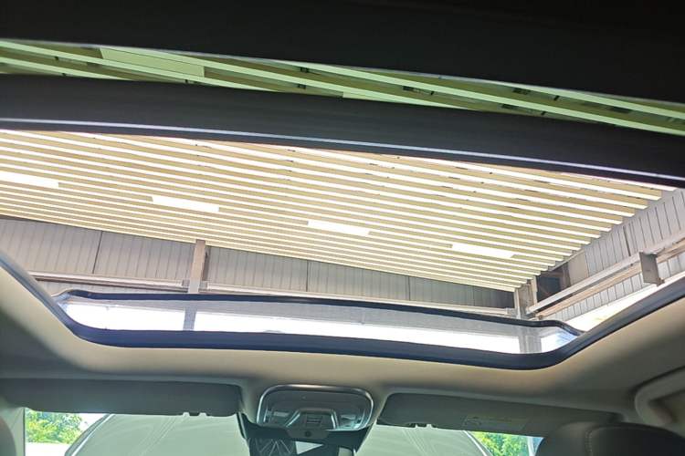Used BYD Tang 2018 2.0T Automatic SmartConnect Prestige 7-Seater China V Standard Headliner