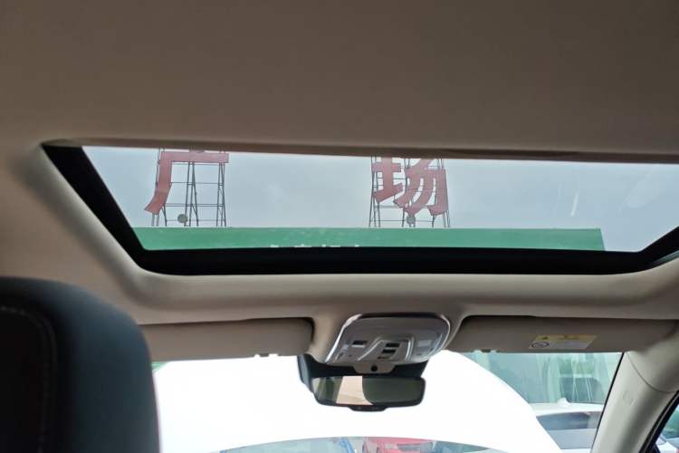 Used BYD Tang 2018 2.0T Automatic SmartConnect Luxury 7-Seater China V Emission Standard Headliner