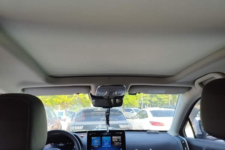 Used BYD Tang 2018 2.0T Automatic SmartConnect Prestige 7-Seater China V Standard Headliner