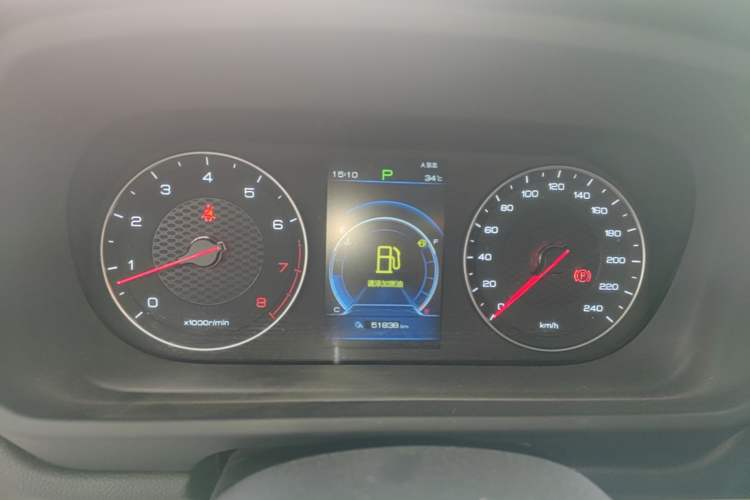 Used BYD Tang 2018 2.0T Automatic Smart Connect Prestige 7-Seater China V Standard Instrument Cluster