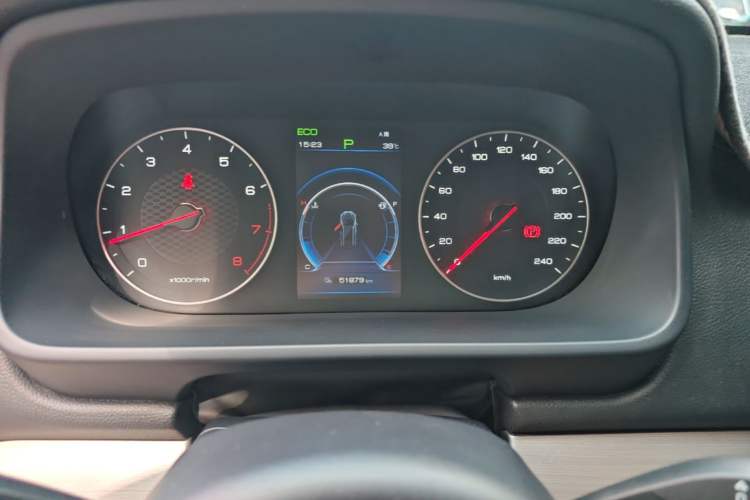 Used BYD Tang 2018 2.0T Automatic Smart Connect Prestige 7-Seater China V Standard Instrument Cluster