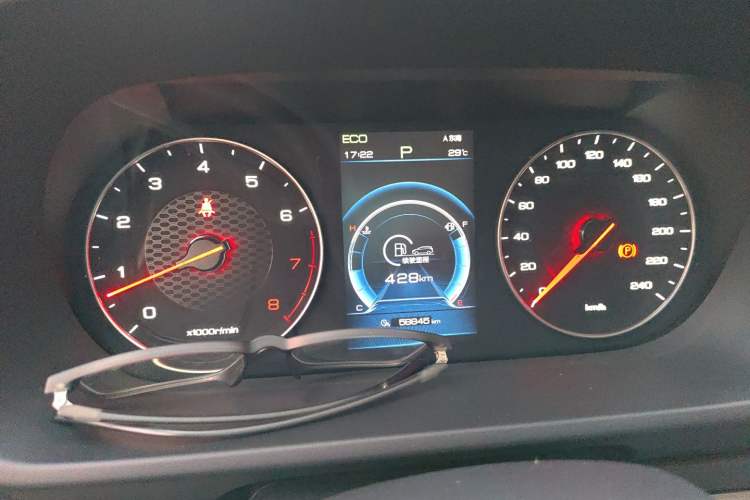 Used BYD Tang 2018 2.0T Automatic SmartConnect Luxury Edition 5 Seats China V Standard Instrument Cluster