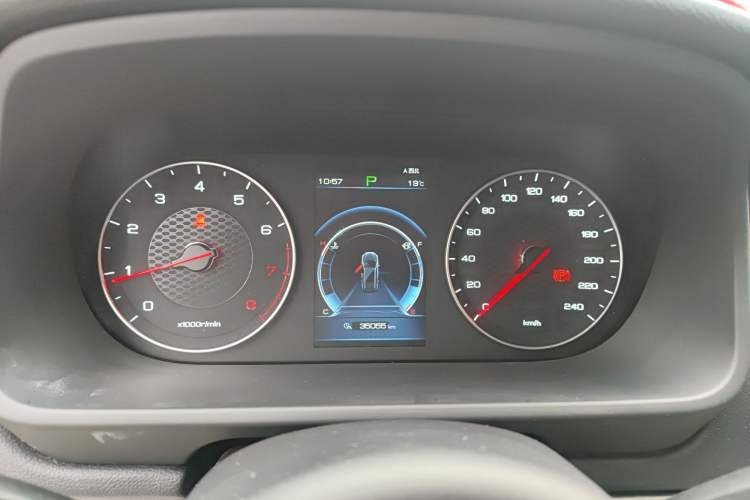 Used BYD Tang 2018 2.0T Automatic Smart Connect Prestige 7-Seater China V Standard Instrument Cluster