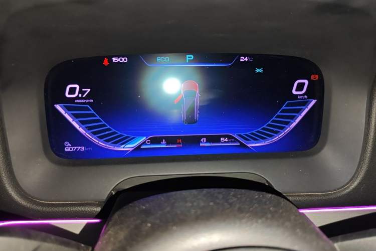 Used BYD Tang 2018 2.0T Automatic SmartConnect Prestige 7-Seater China V Standard Instrument Cluster