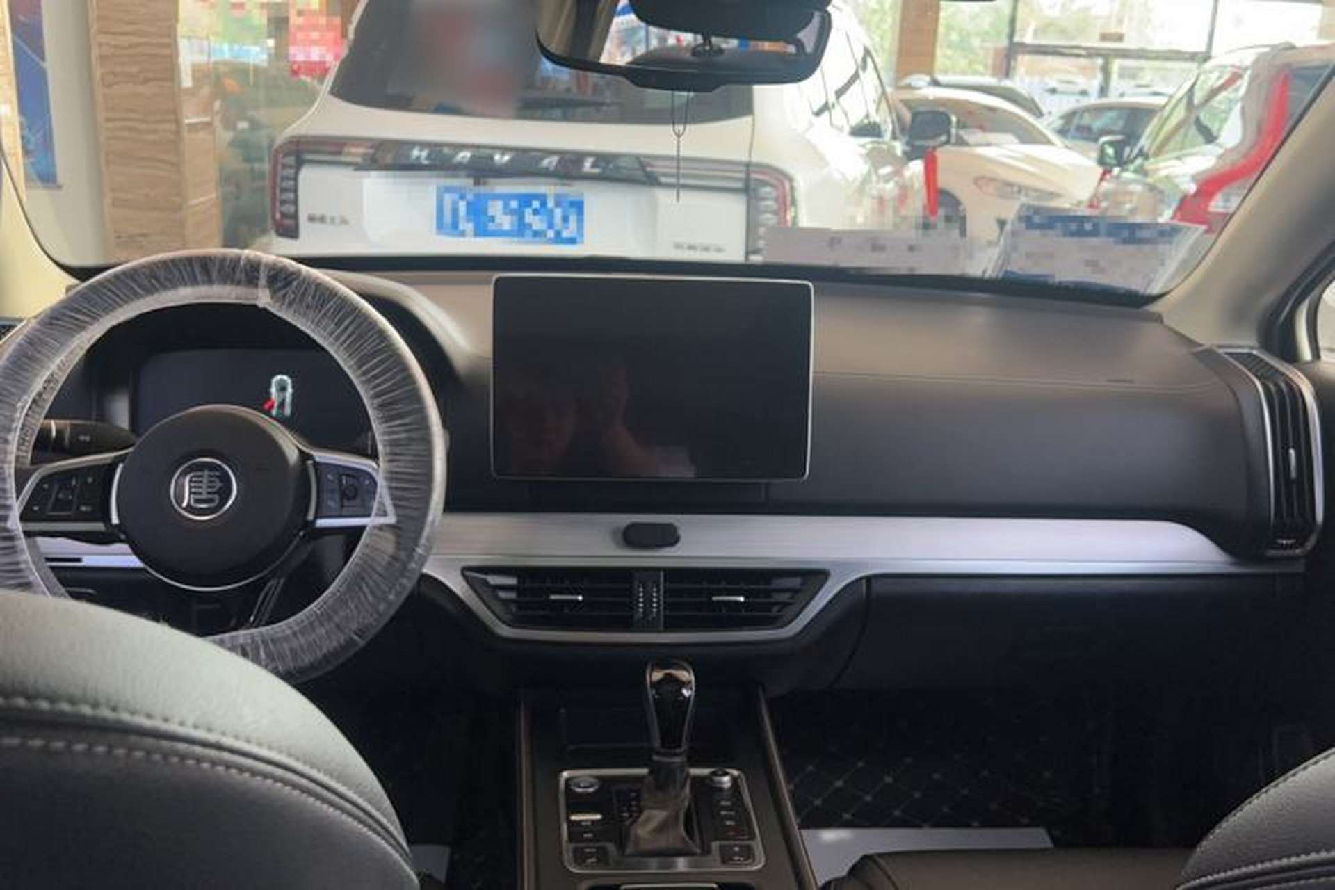 Used BYD Tang 2018 2.0T Automatic SmartConnect Prestige 7-Seater China V Standard Interior 3