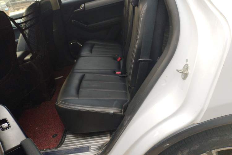 Used BYD Tang 2018 2.0T Automatic Smart Connect Prestige 7-Seater China V Standard Interior 4
