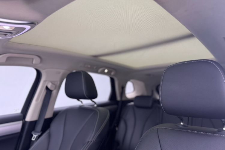 Used BYD Tang 2018 2.0T Automatic SmartConnect Prestige 7-Seater China V Standard Interior 5