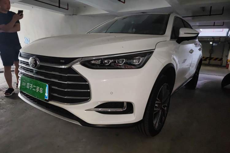Used BYD Tang 2018 2.0T Automatic SmartConnect Prestige 7-Seater China V Standard Guazi used car, China used car export, Used car for sale, Used  cars, Cheapest cars for sale