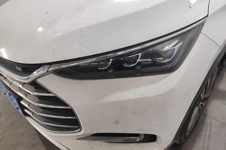 Used BYD Tang 2018 2.0T Automatic SmartConnect Prestige 7-Seater China V Standard Left Front Headlight