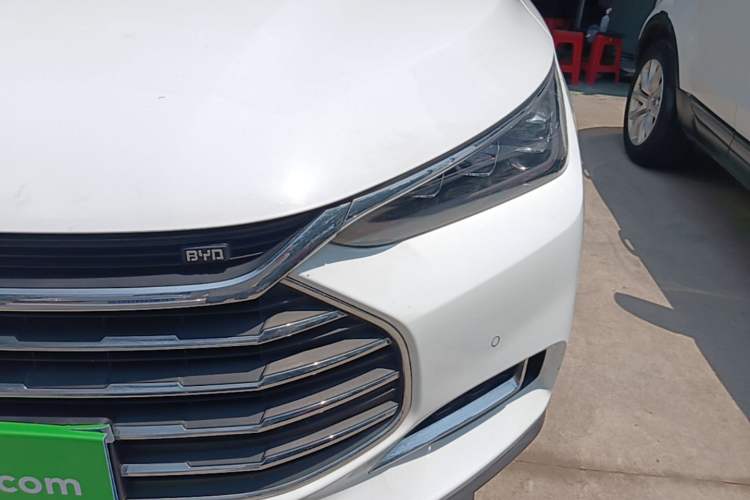 Used BYD Tang 2018 2.0T Automatic Smart Connect Prestige 7-Seater China V Standard Left Front Headlight