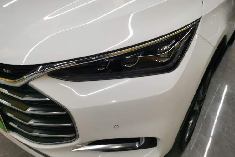 Used BYD Tang 2018 2.0T Automatic SmartConnect Prestige 7-Seater China V Standard Left Front Headlight