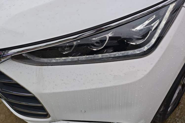 Used BYD Tang 2018 2.0T Automatic SmartConnect Prestige 7-Seater China V Standard Left Front Headlight