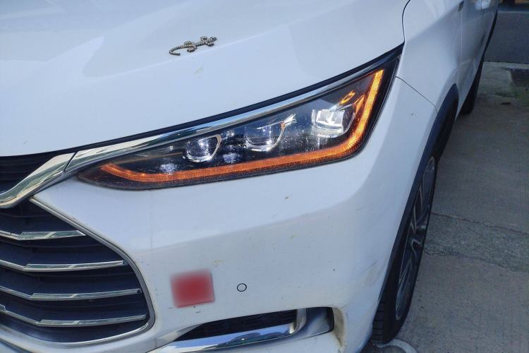Used BYD Tang 2018 2.0T Automatic Smart Connect Prestige 7-Seater China V Standard Left Front Headlight