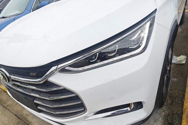Used BYD Tang 2018 2.0T Automatic SmartConnect Prestige 7-Seater China V Standard Left Front Headlight