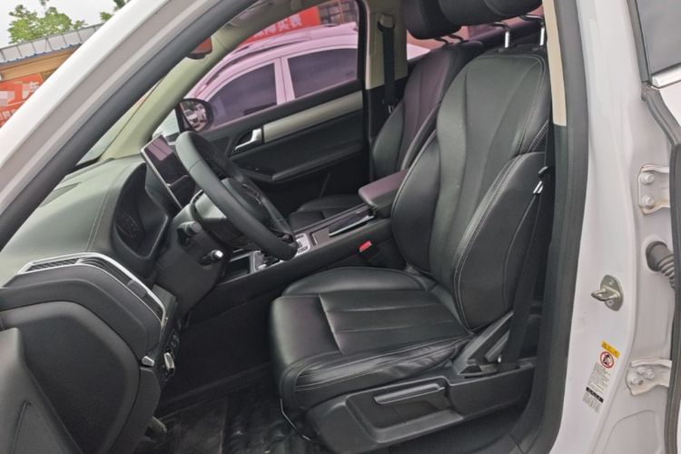 Used BYD Tang 2018 2.0T Automatic SmartConnect Luxury Edition 5 Seats China V Standard Left Front Seat