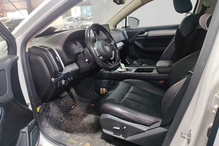 Used BYD Tang 2018 2.0T Automatic SmartConnect Prestige 7-Seater China V Standard Left Front Seat