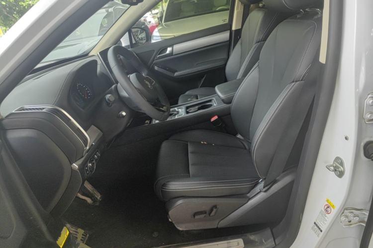 Used BYD Tang 2018 2.0T Automatic Smart Connect Prestige 7-Seater China V Standard Left Front Seat