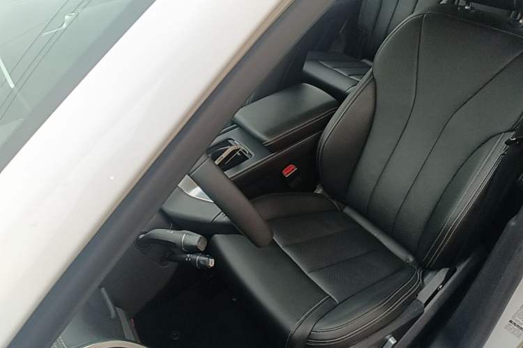 Used BYD Tang 2018 2.0T Automatic SmartConnect Prestige 7-Seater China V Standard Left Front Seat