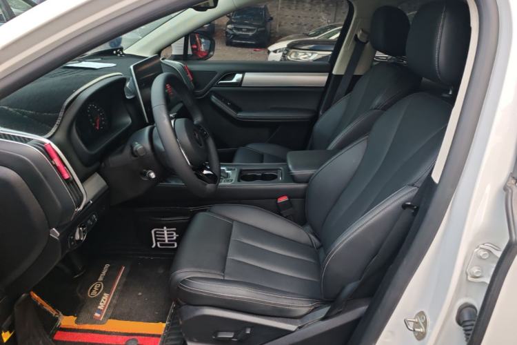 Used BYD Tang 2018 2.0T Automatic Smart Connect Prestige 7-Seater China V Standard Left Front Seat