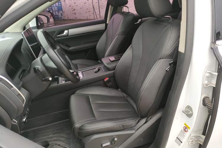 Used BYD Tang 2018 2.0T Automatic SmartConnect Prestige 7-Seater China V Standard Left Front Seat