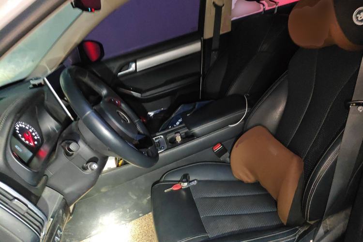 Used BYD Tang 2018 2.0T Automatic Smart Connect Prestige 7-Seater China V Standard Left Front Seat