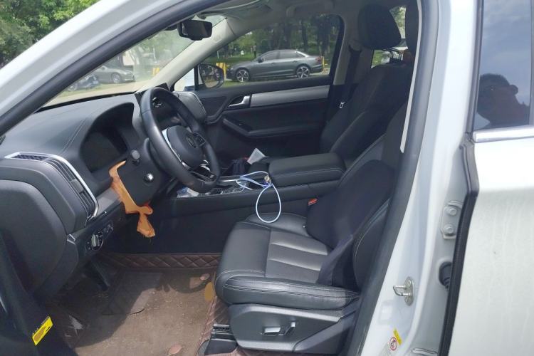 Used BYD Tang 2018 2.0T Automatic SmartConnect Prestige 7-Seater China V Standard Left Front Seat