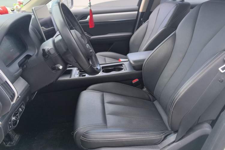 Used BYD Tang 2018 2.0T Automatic SmartConnect Prestige 7-Seater China V Standard Left Front Seat