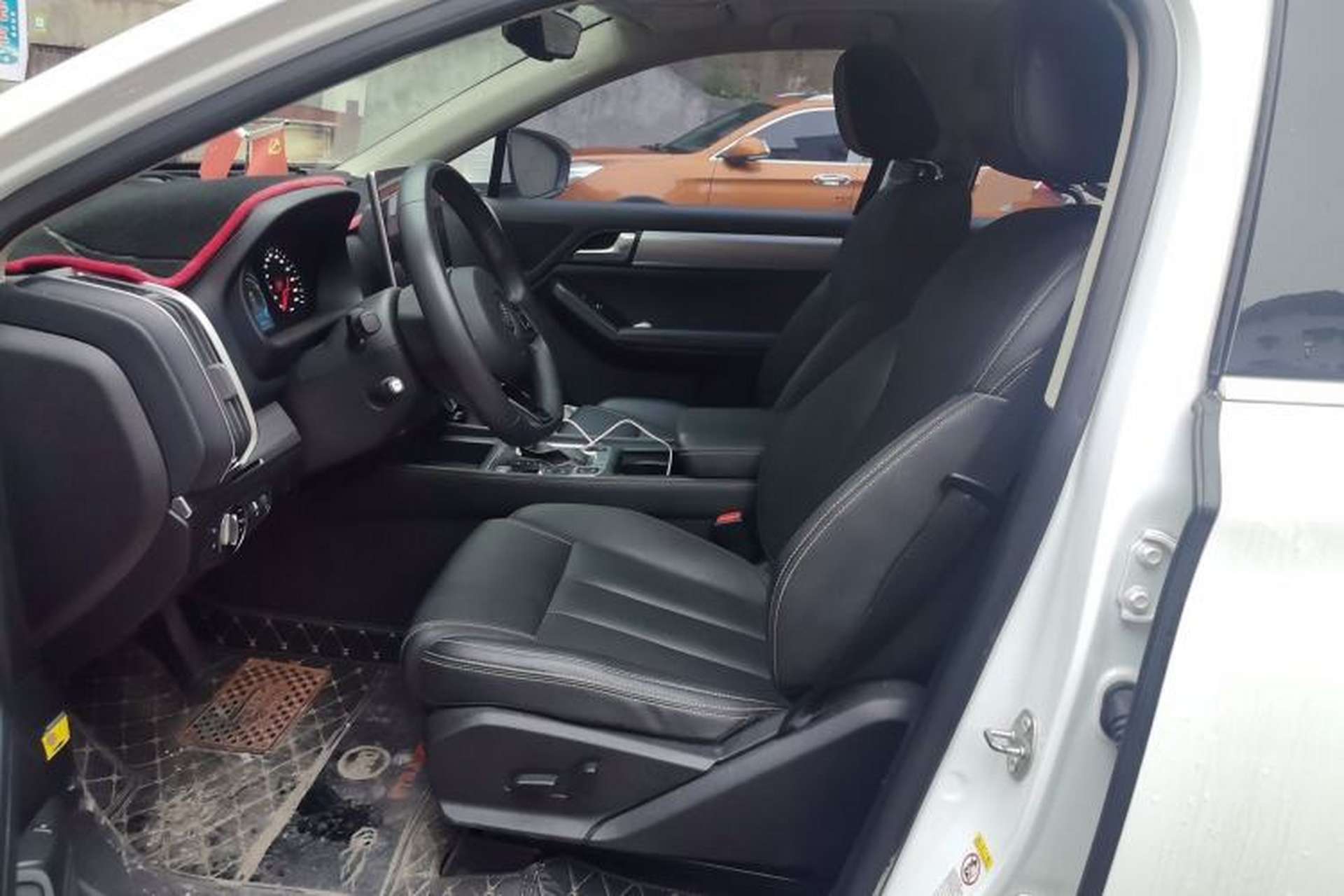 Used BYD Tang 2018 2.0T Automatic Smart Connect Prestige 7-Seater China V Standard Left Front Seat