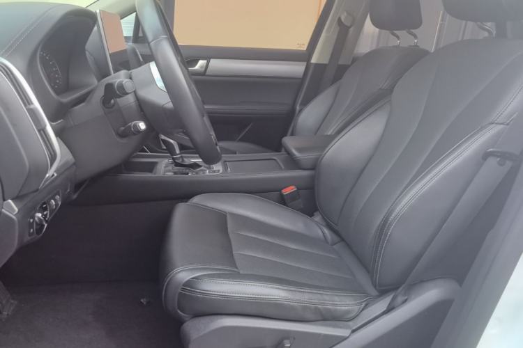 Used BYD Tang 2018 2.0T Automatic SmartConnect Luxury Edition 5 Seats China V Standard Left Front Seat