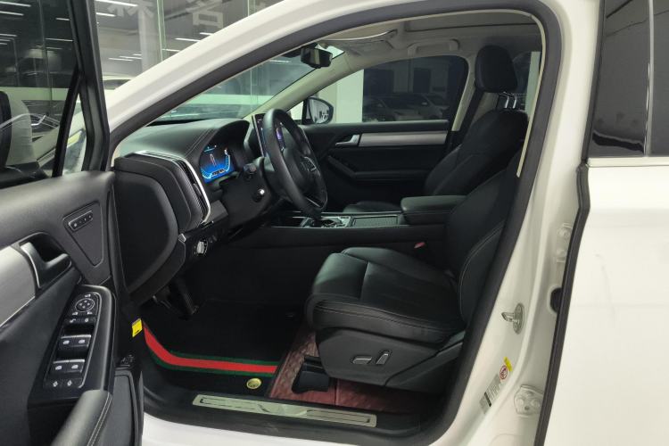 Used BYD Tang 2018 2.0T Automatic Smart Connect Prestige 5-Seater National Emission Standard V Left Front Seat