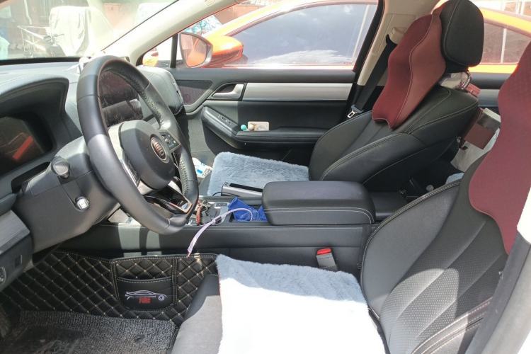 Used BYD Tang 2018 2.0T Automatic SmartConnect Prestige 7-Seater China V Standard Left Front Seat