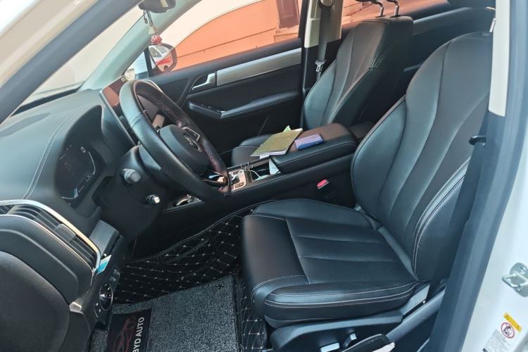Used BYD Tang 2018 2.0T Automatic SmartConnect Prestige 7-Seater China V Standard Left Front Seat