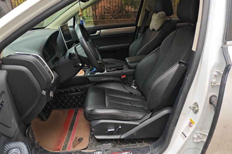 Used BYD Tang 2018 2.0T Automatic SmartConnect Prestige 7-Seater China V Standard Left Front Seat