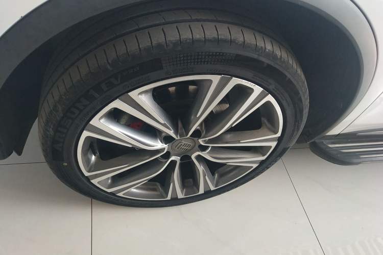 Used BYD Tang 2018 2.0T Automatic SmartConnect Prestige 7-Seater China V Standard Left Front Wheel Hub