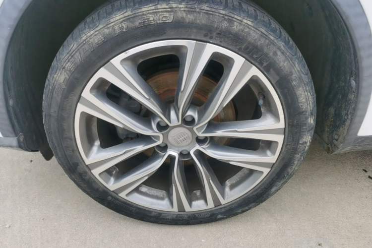 Used BYD Tang 2018 2.0T Automatic SmartConnect Prestige 7-Seater China V Standard Left Front Wheel Hub