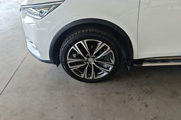 Used BYD Tang 2018 2.0T Automatic SmartConnect Prestige 7-Seater China V Standard Left Front Wheel Hub