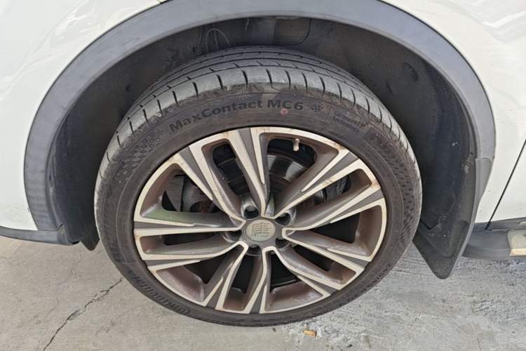 Used BYD Tang 2018 2.0T Automatic SmartConnect Prestige 7-Seater China V Standard Left Front Wheel Hub
