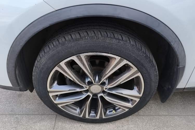 Used BYD Tang 2018 2.0T Automatic SmartConnect Prestige 7-Seater China V Standard Left Front Wheel Hub