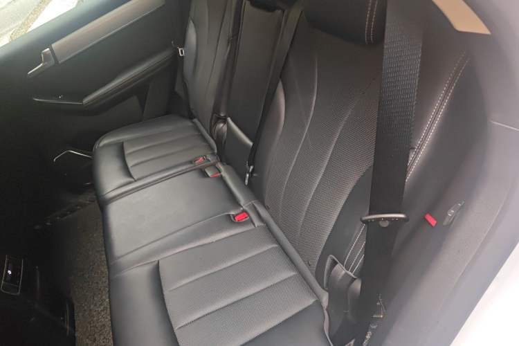 Used BYD Tang 2018 2.0T Automatic SmartConnect Prestige 7-Seater China V Standard Left Rear Seat