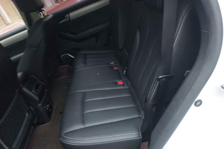 Used BYD Tang 2018 2.0T Automatic SmartConnect Prestige 7-Seater China V Standard Left Rear Seat
