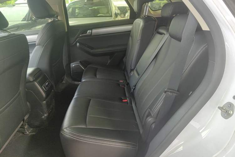 Used BYD Tang 2018 2.0T Automatic Smart Connect Prestige 7-Seater China V Standard Left Rear Seat