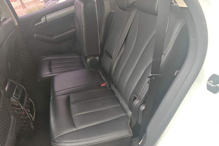 Used BYD Tang 2018 2.0T Automatic SmartConnect Prestige 7-Seater China V Standard Left Rear Seat