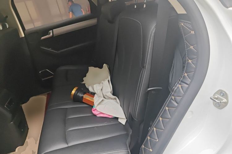 Used BYD Tang 2018 2.0T Automatic Smart Connect Prestige 7-Seater China V Standard Left Rear Seat