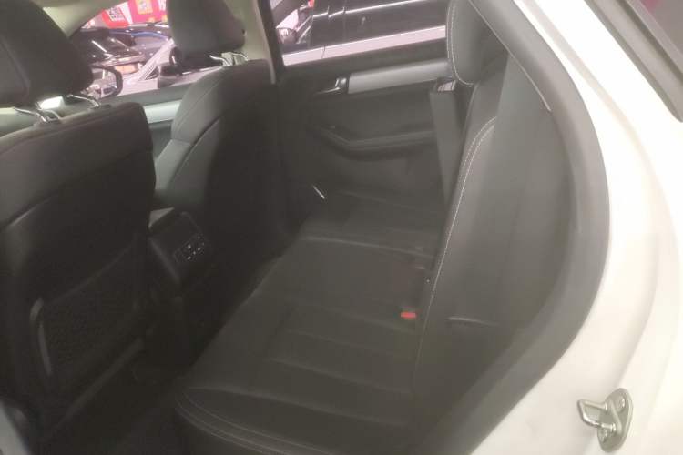 Used BYD Tang 2018 2.0T Automatic SmartConnect Prestige 7-Seater China V Standard Left Rear Seat
