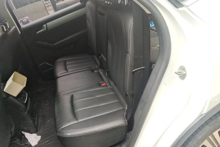 Used BYD Tang 2018 2.0T Automatic SmartConnect Luxury 7-Seater China V Emission Standard Left Rear Seat